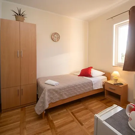 Guest Slapovi Krke 3*