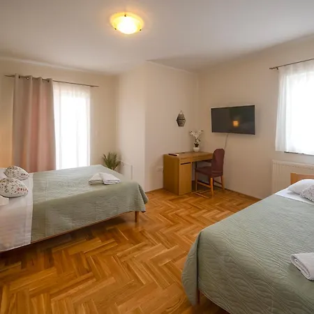 Guest house Guest Slapovi Krke Lozovac