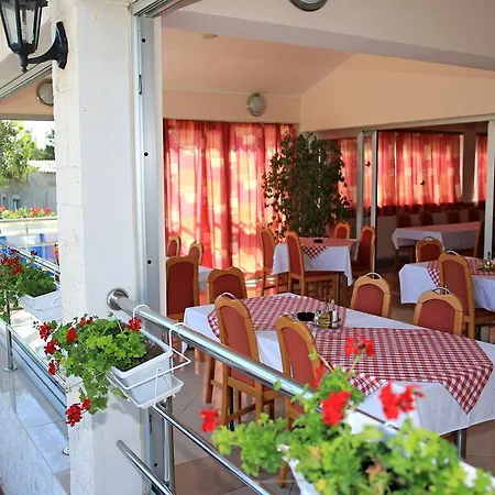 Guest house Guest Slapovi Krke