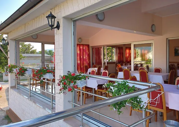 Guest Slapovi Krke ゲストハウス